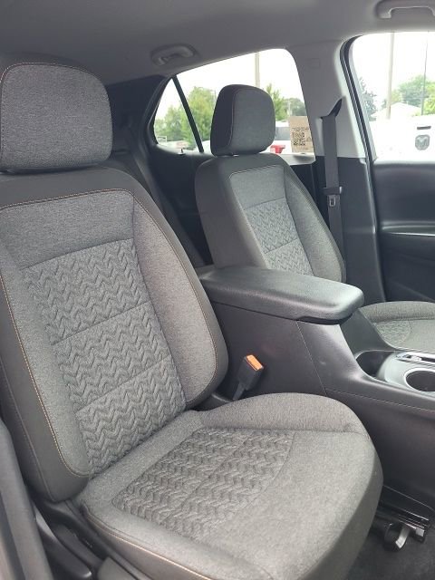 Used 2023 Chevrolet Equinox LT image 17