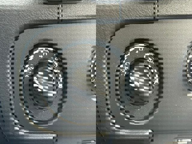 New 2026 Nissan Frontier SV w/ Tow Package image 32