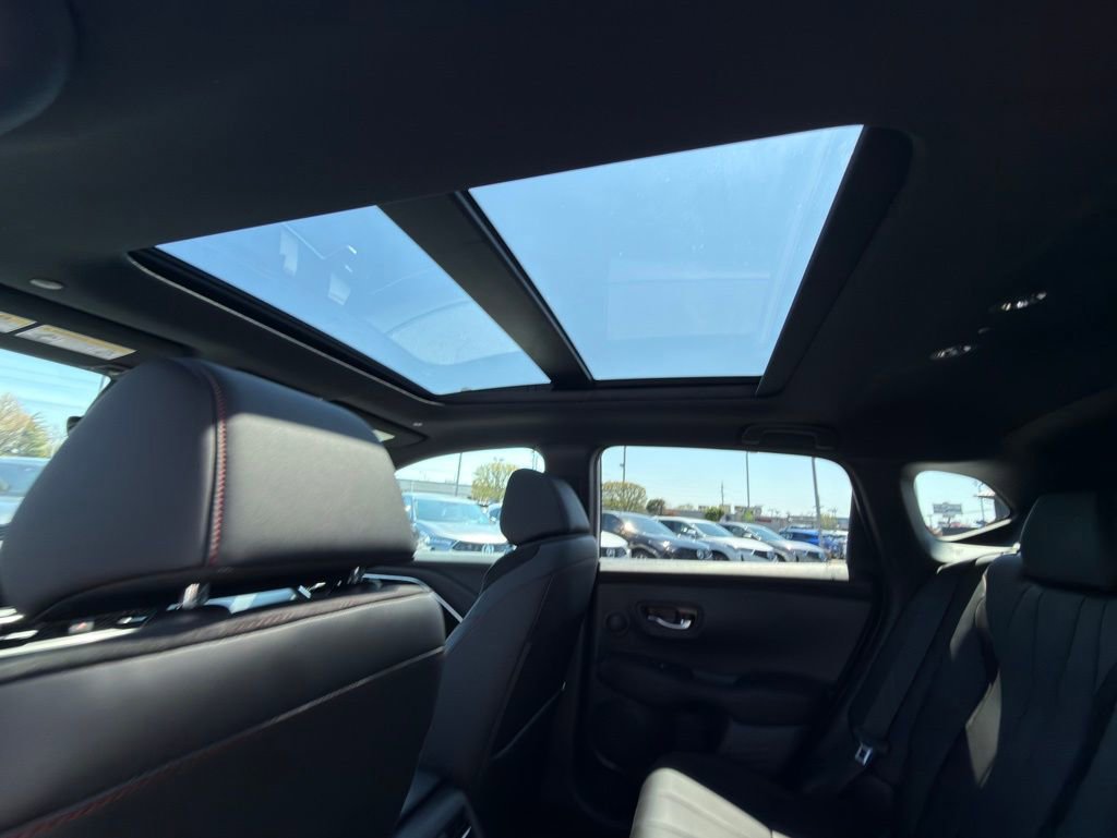 Certified 2025 Acura ADX A-Spec image 33