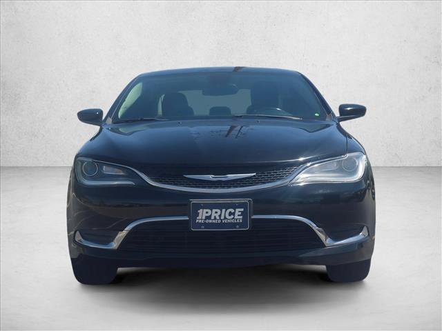 Used 2016 Chrysler 200 Limited w/ Anniversary Edition FWD image 2