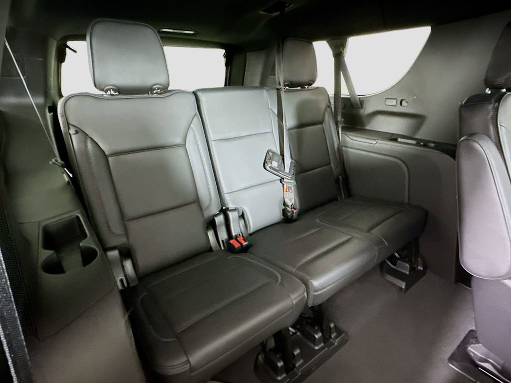 Used 2022 GMC Yukon XL Denali AWD/4WD image 28