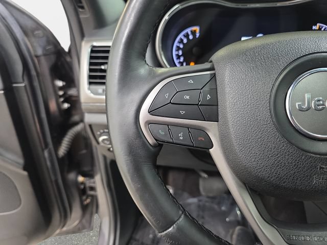 Used 2018 Jeep Grand Cherokee Altitude AWD/4WD image 17