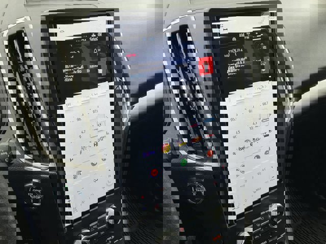 Used 2024 Ford Edge SEL w/ Convenience Package image 11