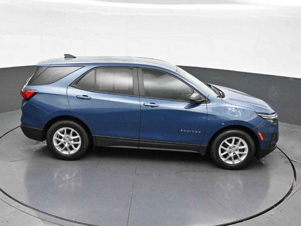 Used 2024 Chevrolet Equinox LS FWD image 23