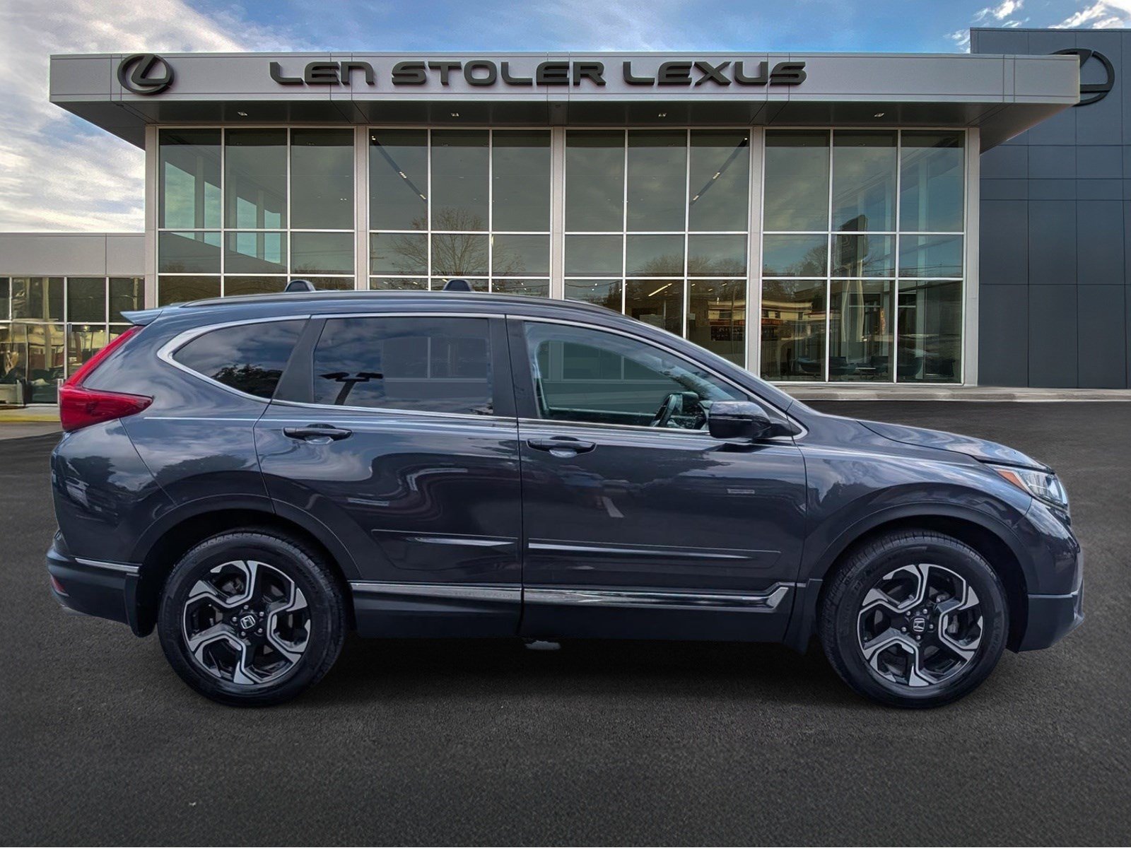 Used 2017 Honda CR-V Touring video 2