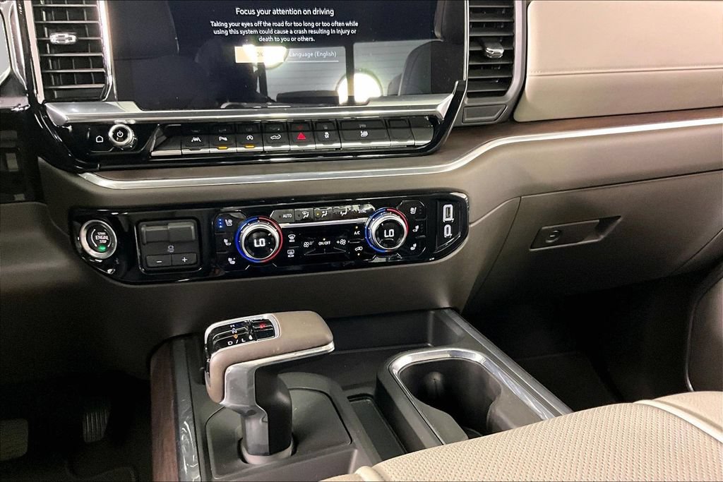 Certified 2026 GMC Sierra 1500 SLT w/ SLT Premium Plus Package AWD/4WD image 9