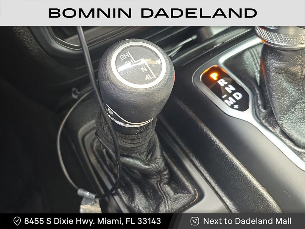 Used 2019 Jeep Wrangler Unlimited Sport image 28