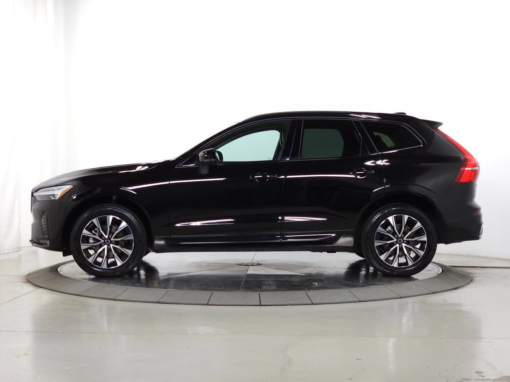 Certified 2025 Volvo XC60 B5 Core AWD/4WD image 6