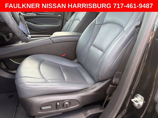 Used 2024 Buick Enclave Essence w/ Technology Package AWD/4WD image 10