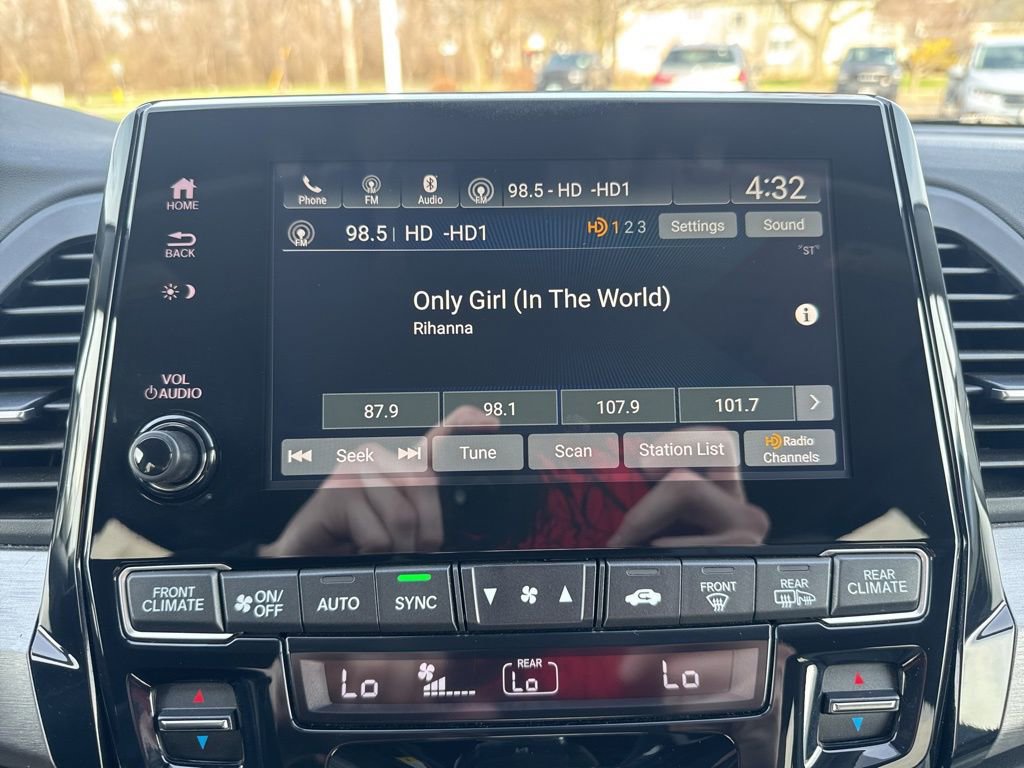 Certified 2024 Honda Odyssey EX-L image 38