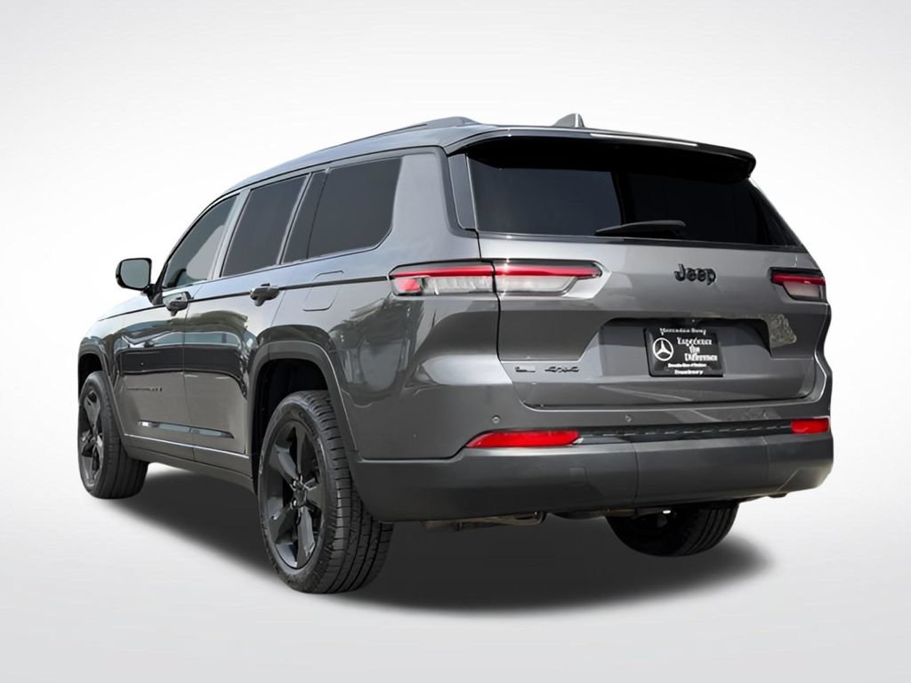 Used 2022 Jeep Grand Cherokee L Laredo AWD/4WD image 5