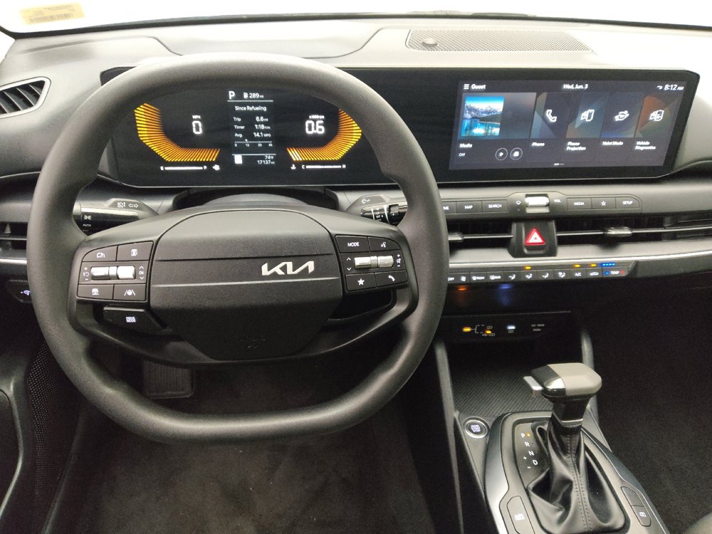 Used 2025 Kia K4 FWD image 22