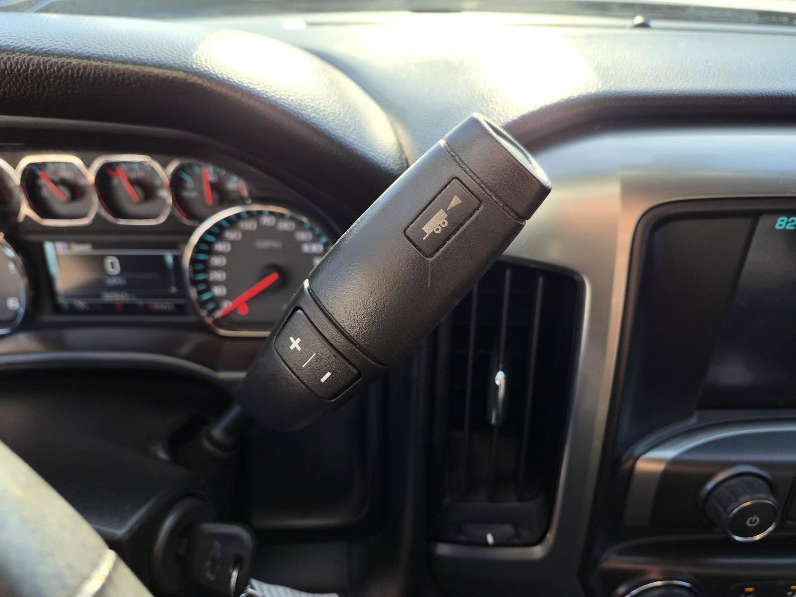 Used 2017 Chevrolet Silverado 1500 LT w/ Redline Edition AWD/4WD image 25