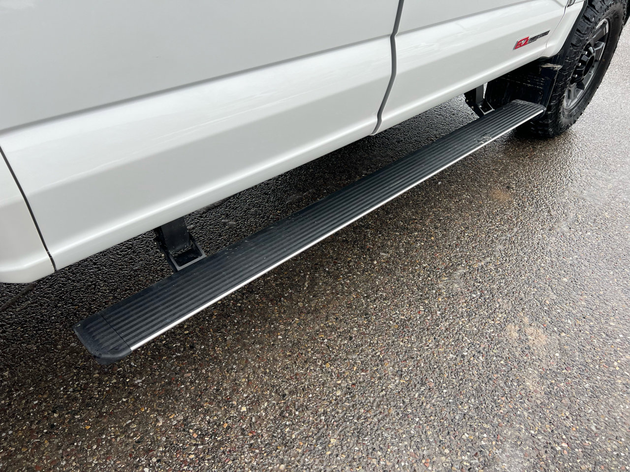Used 2024 Ford F250 Platinum w/ Tremor Off-Road Package image 13