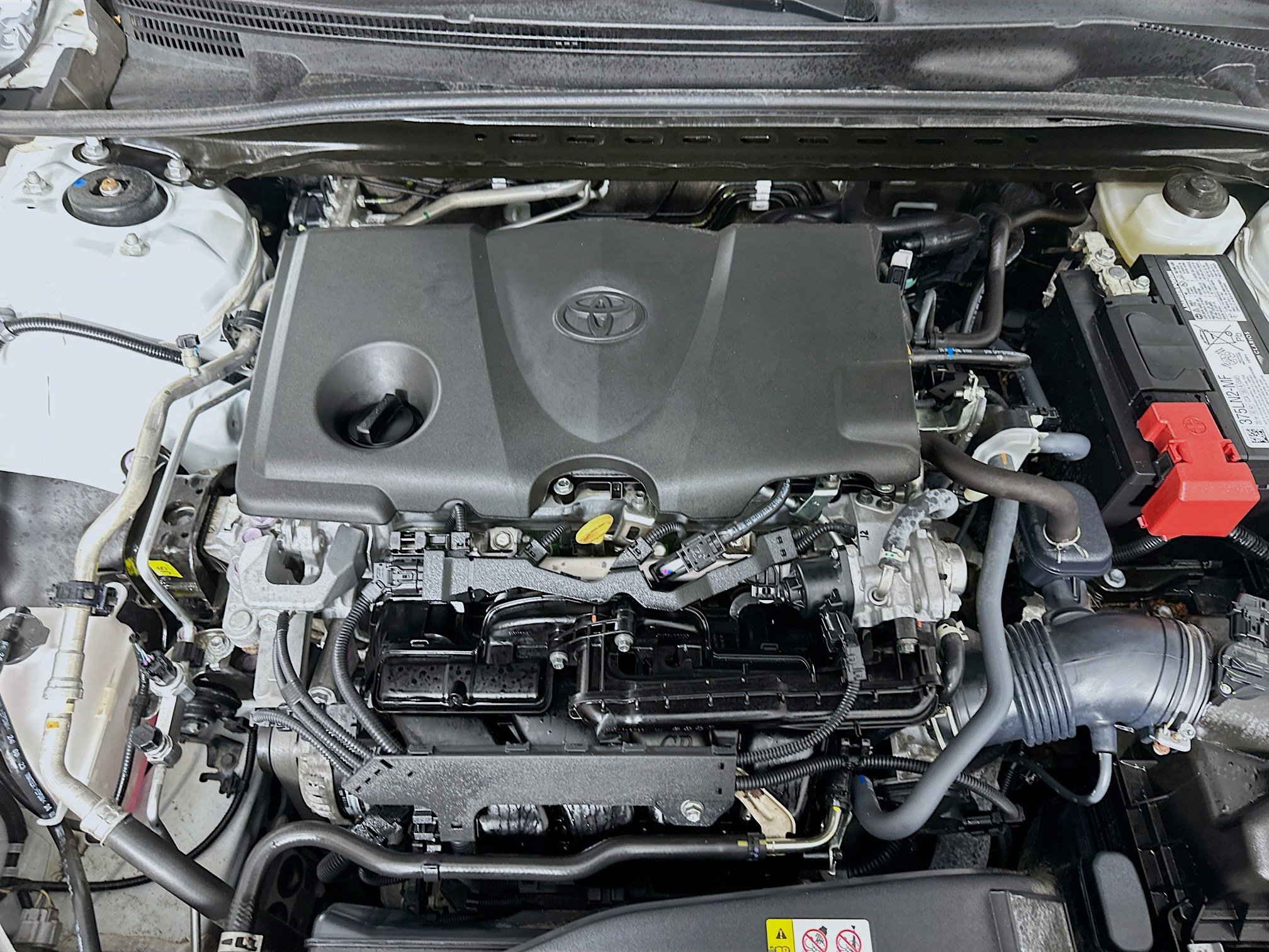 Used 2024 Toyota Camry SE image 31