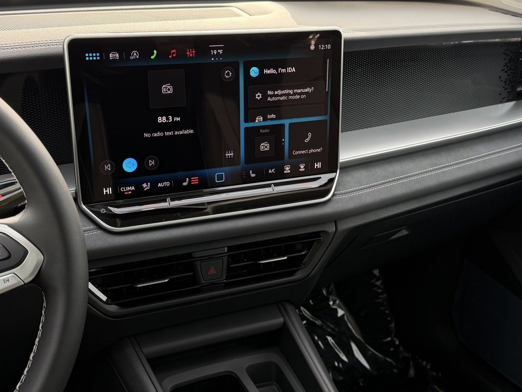 New 2026 Volkswagen Tiguan SE image 32