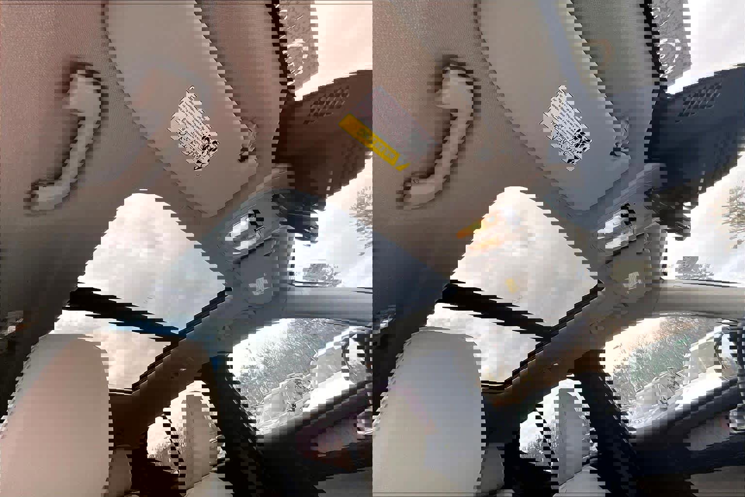 Certified 2023 Volvo XC40 B5 Plus w/ Climate Package image 14