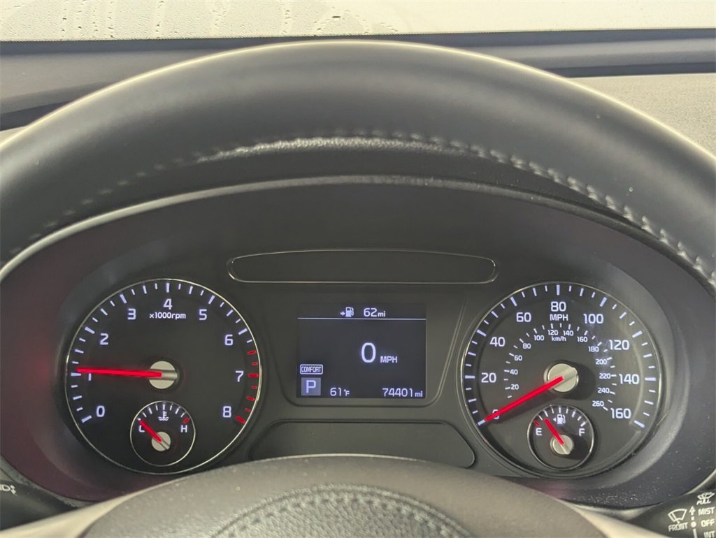 Used 2020 Kia Sorento S image 17