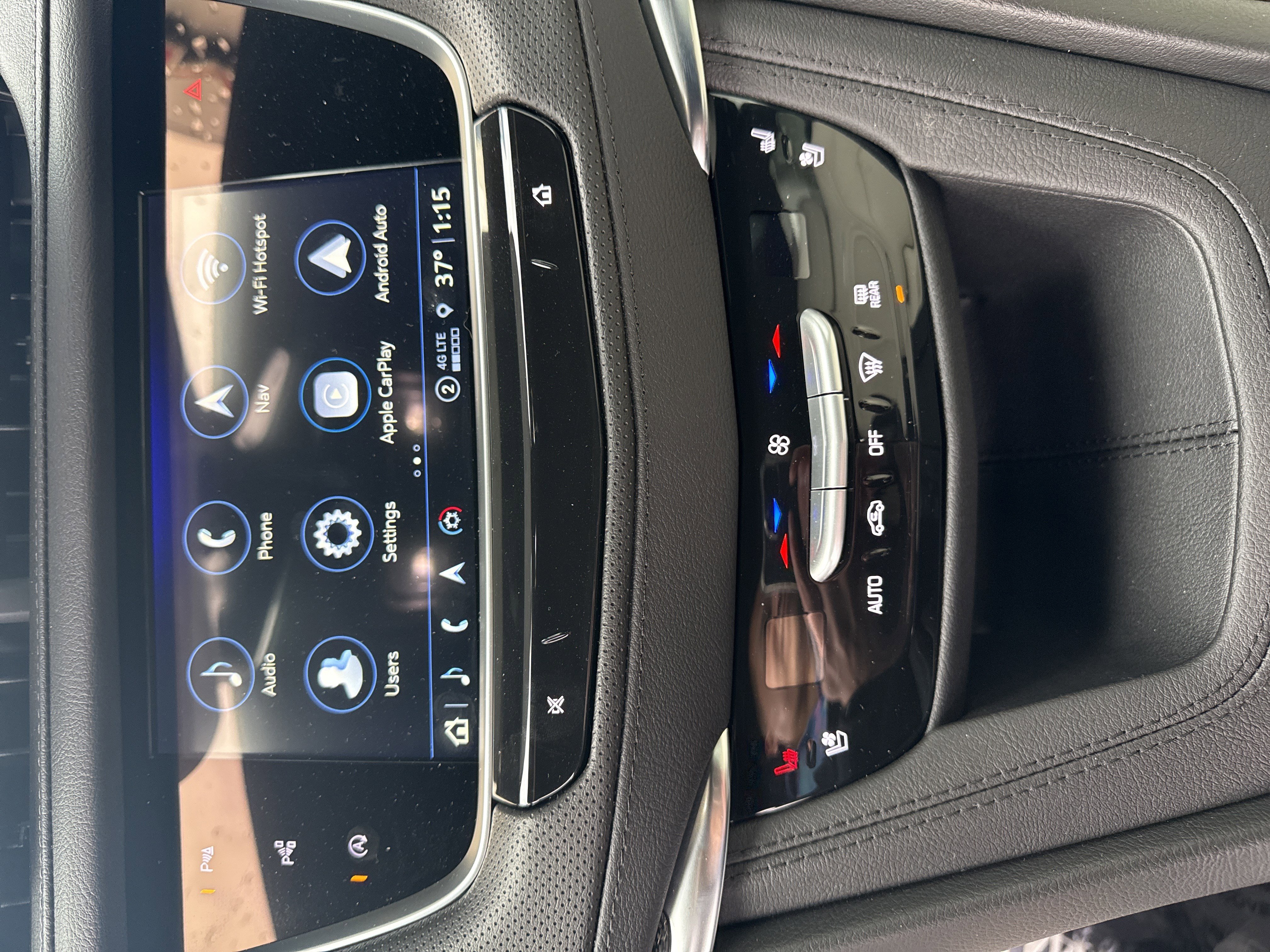 New 2026 Cadillac XT5 Sportv w/ LPO, Onyx Lite Package AWD/4WD image 13