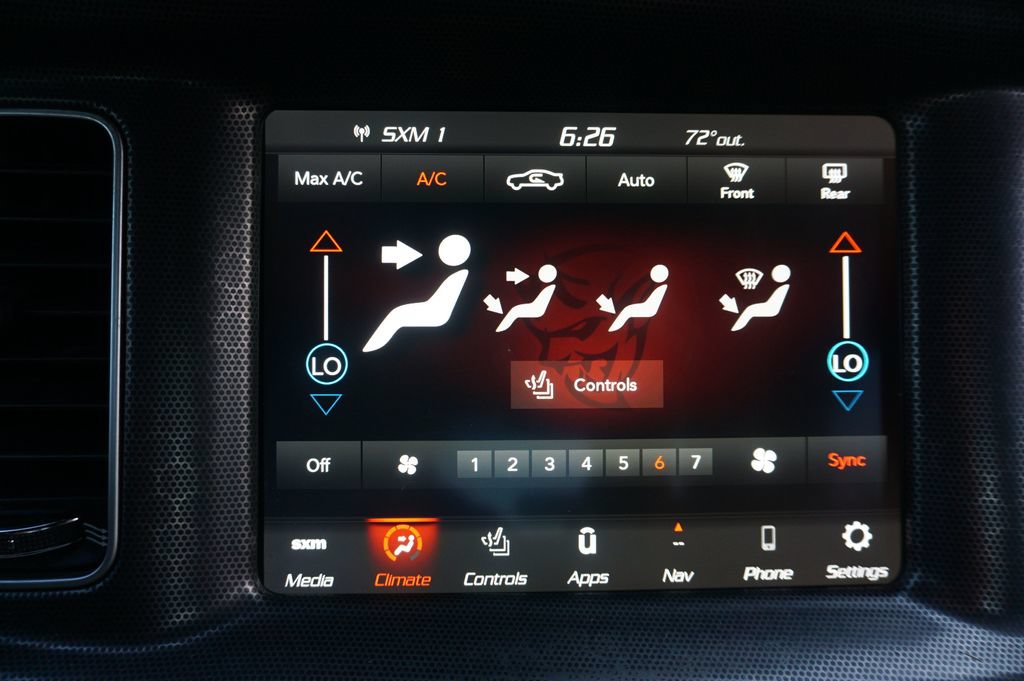 Used 2018 Dodge Charger SXT Plus w/ Navigation & Travel Group RWD image 11