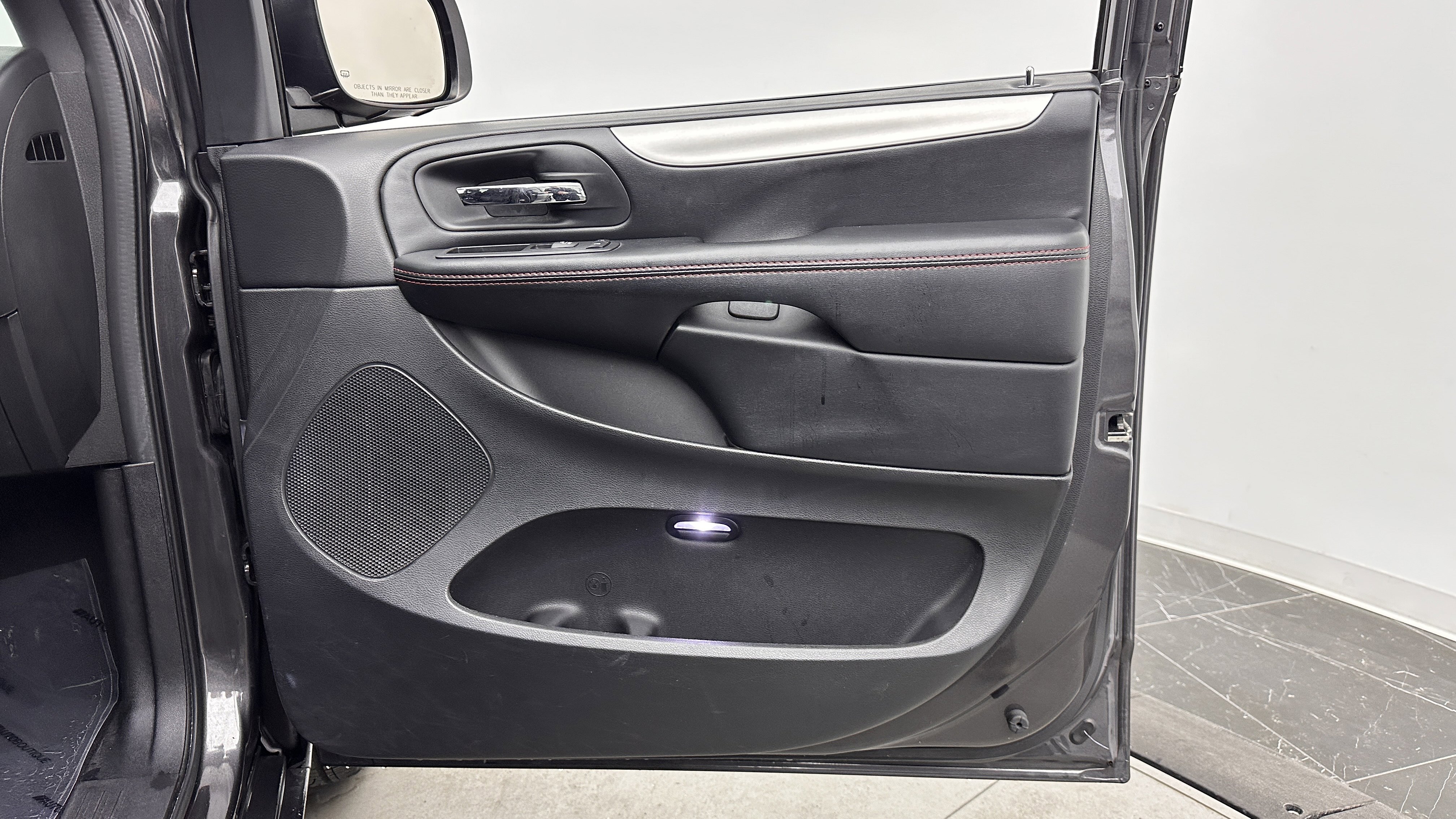 Used 2019 Dodge Grand Caravan GT image 15