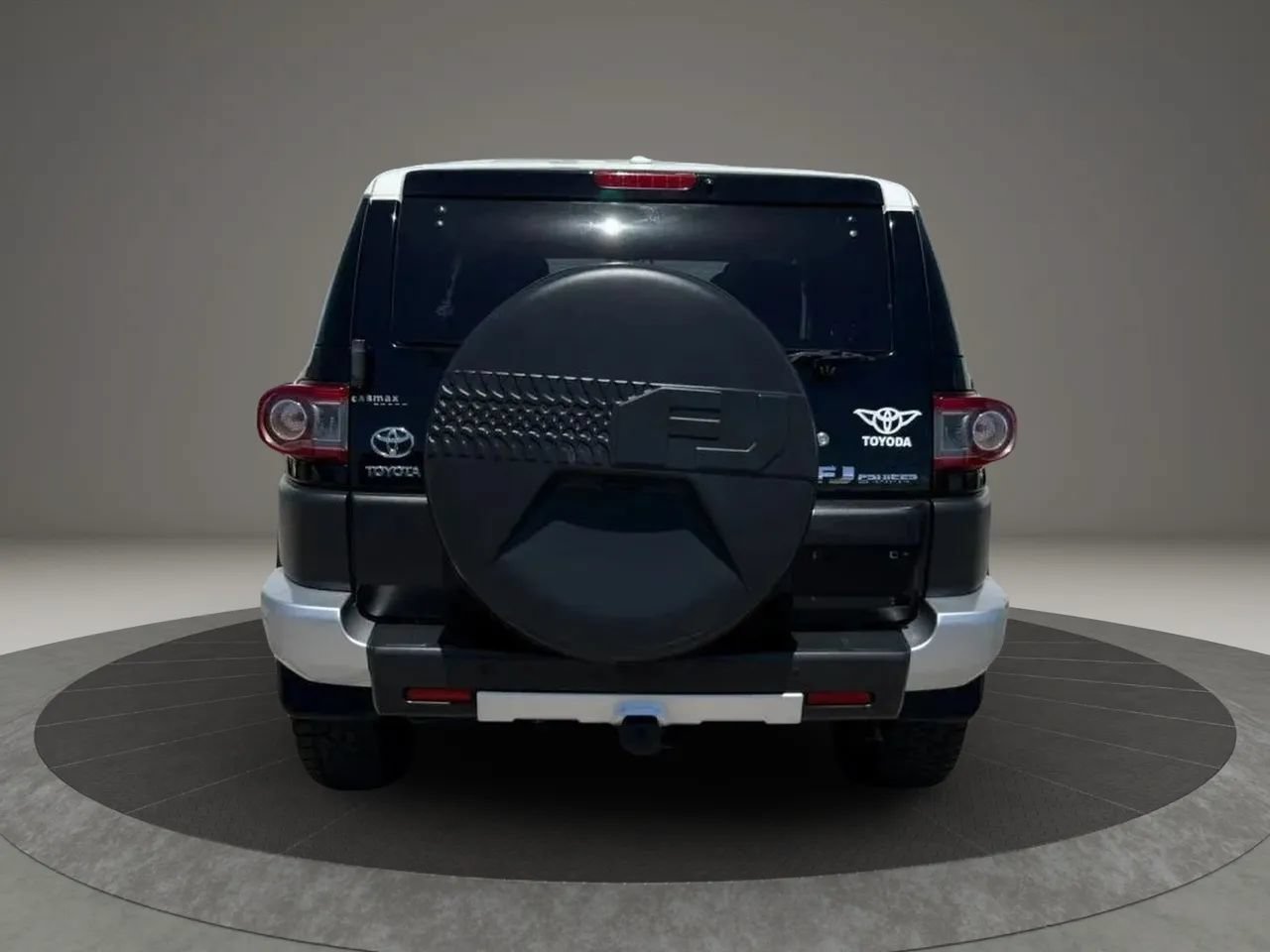 Used 2014 Toyota FJ Cruiser 4WD w/ Upgrade Package image 6