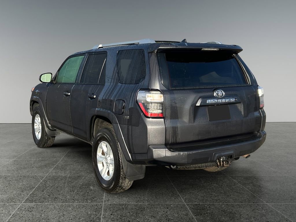 Used 2015 Toyota 4Runner SR5 image 5