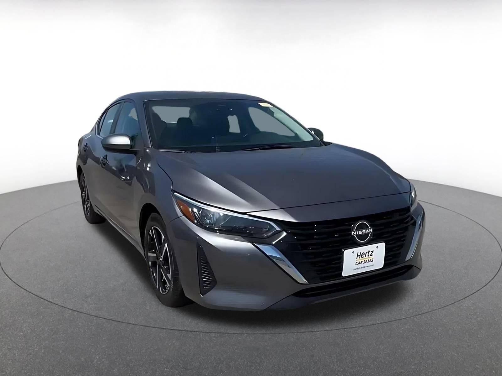 Used 2025 Nissan Sentra SV FWD image 3