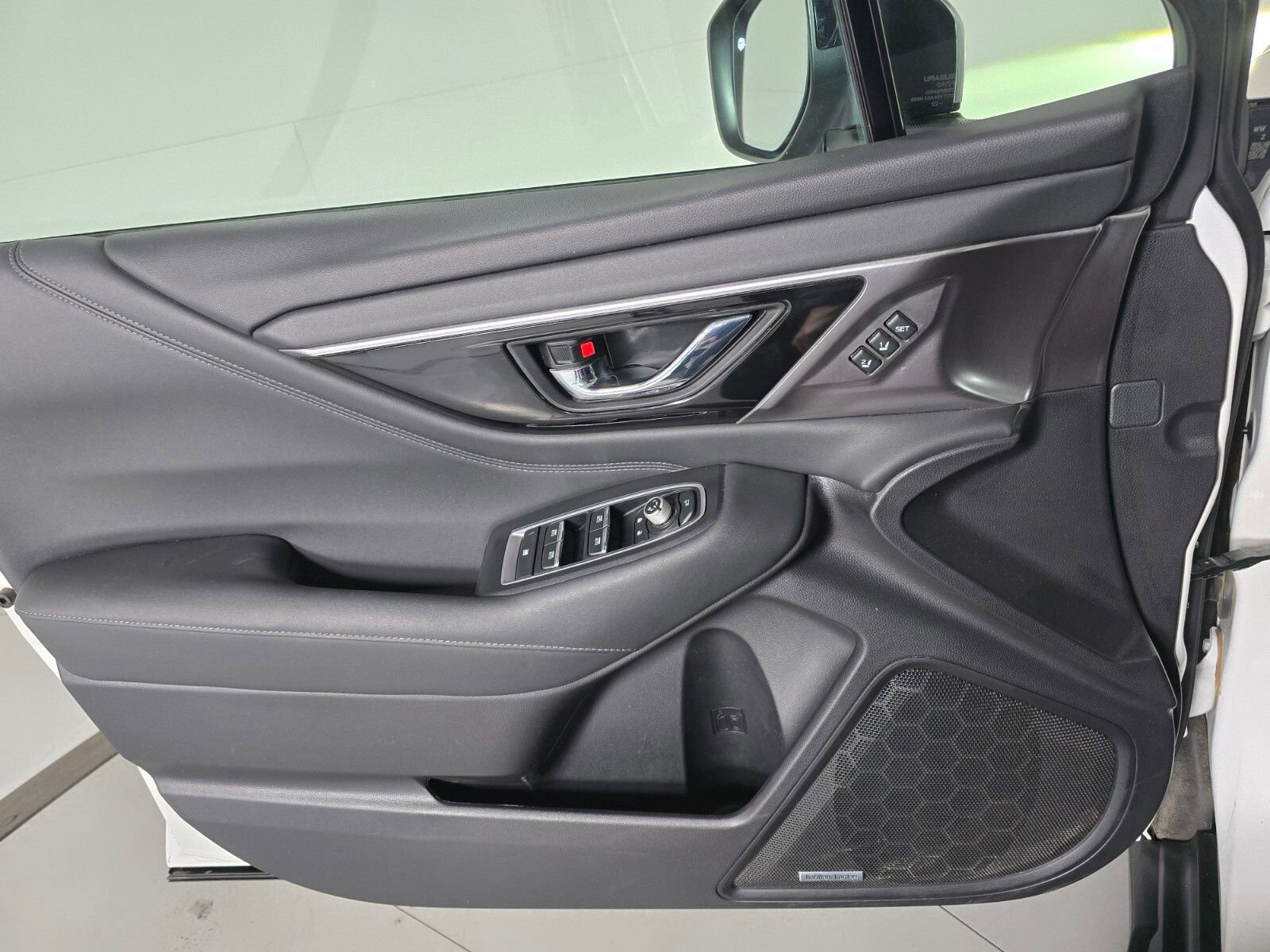 Used 2023 Subaru Outback Touring XT image 38