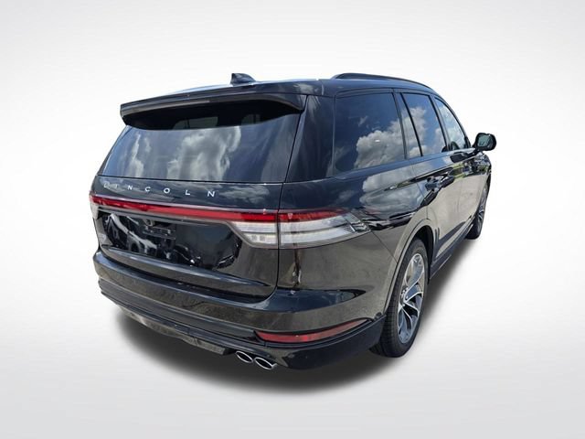 New 2026 Lincoln Aviator 2WD image 3