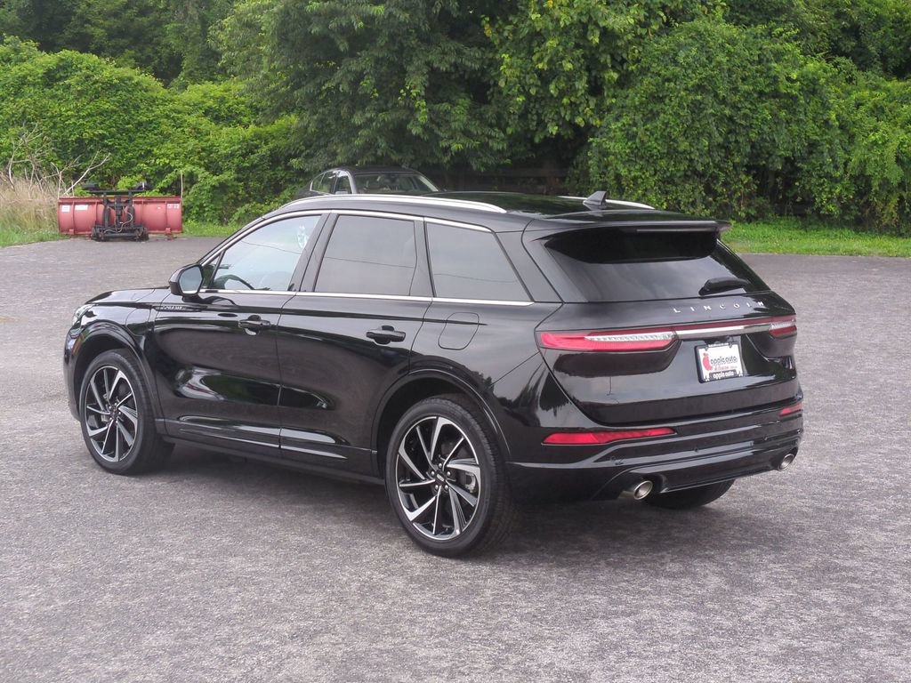 Used 2024 Lincoln Corsair Grand Touring AWD/4WD image 7