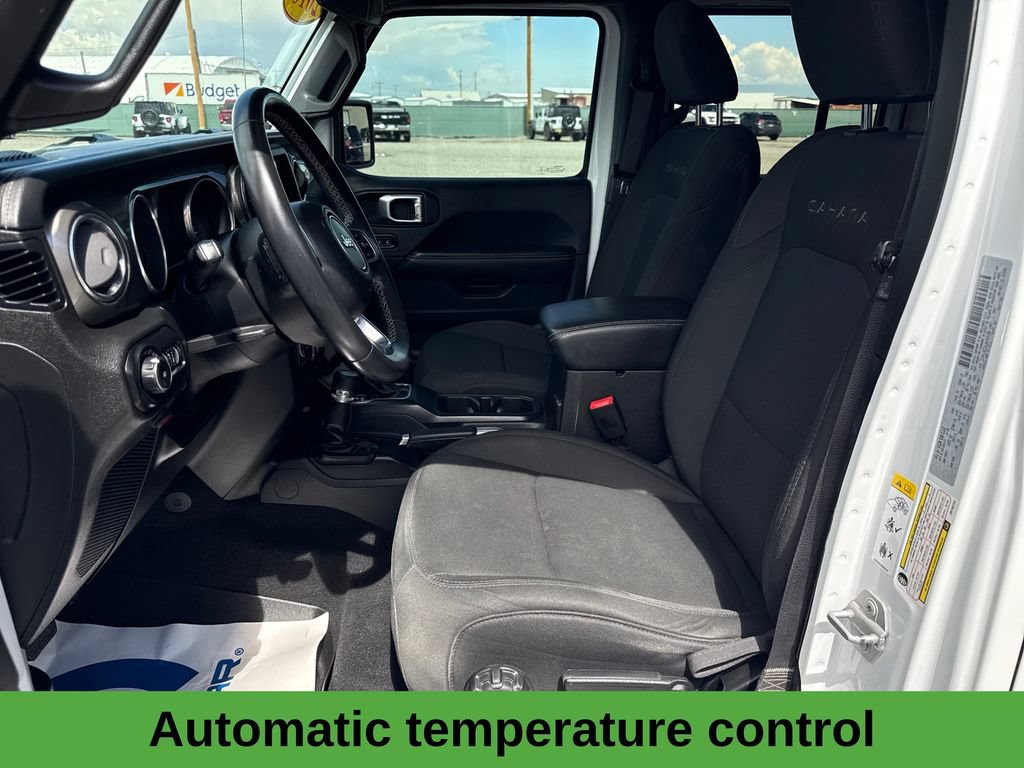 Used 2018 Jeep Wrangler Unlimited Sahara w/ LED Lighting Group AWD/4WD image 12
