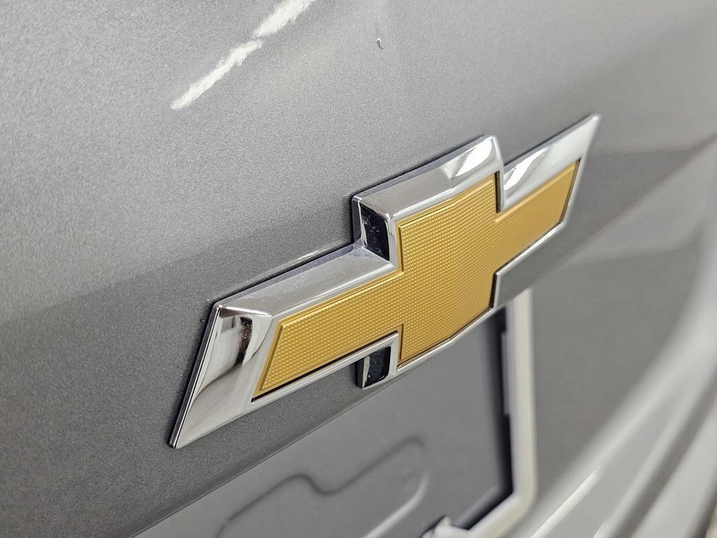 Used 2024 Chevrolet Equinox LS FWD image 24