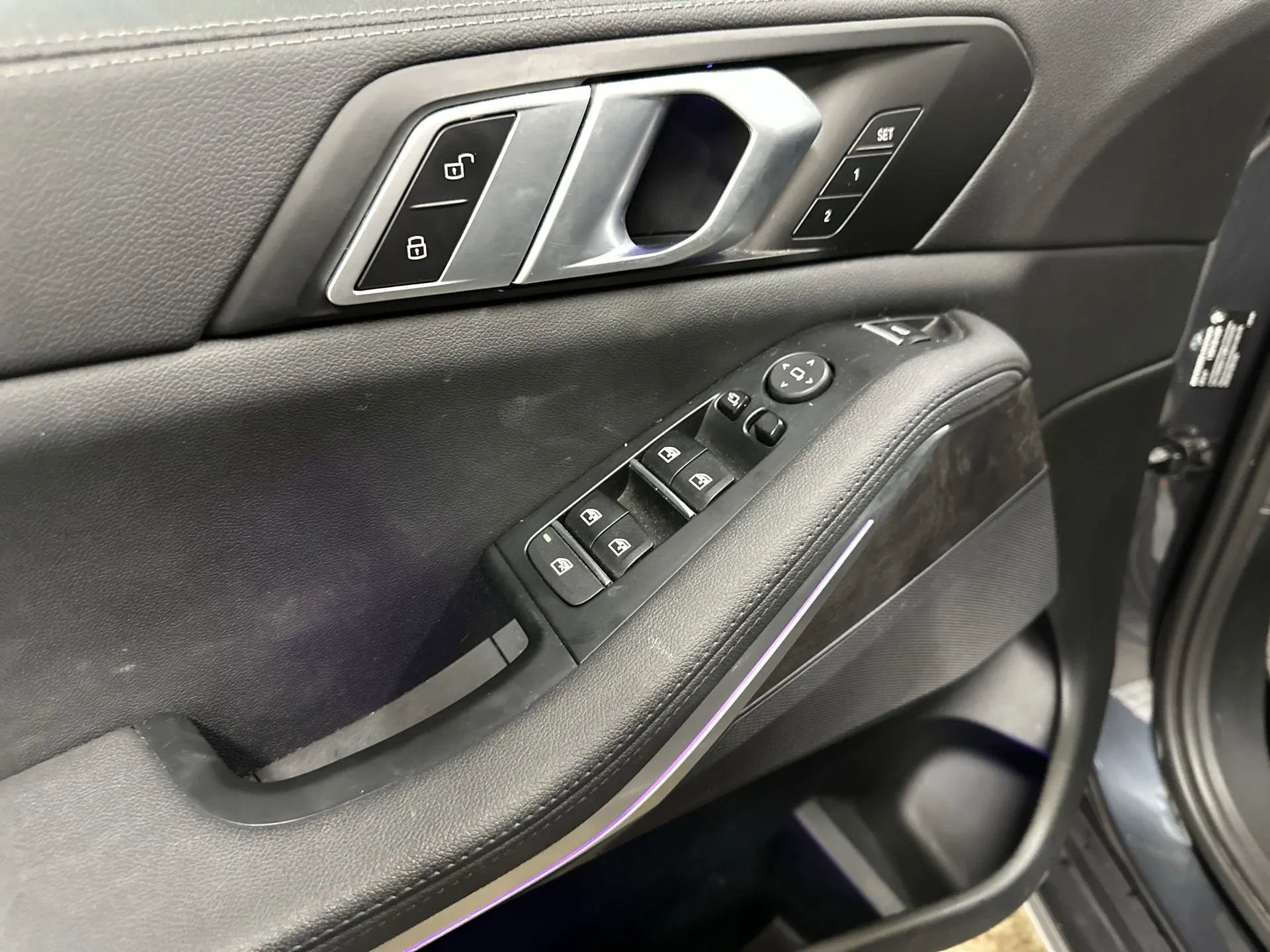 Used 2022 BMW X5 sDrive40i w/ Premium Package RWD image 15