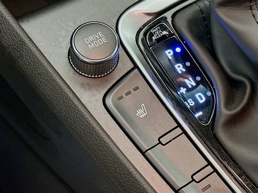 Used 2023 Hyundai Kona Limited w/ Cargo Package image 28