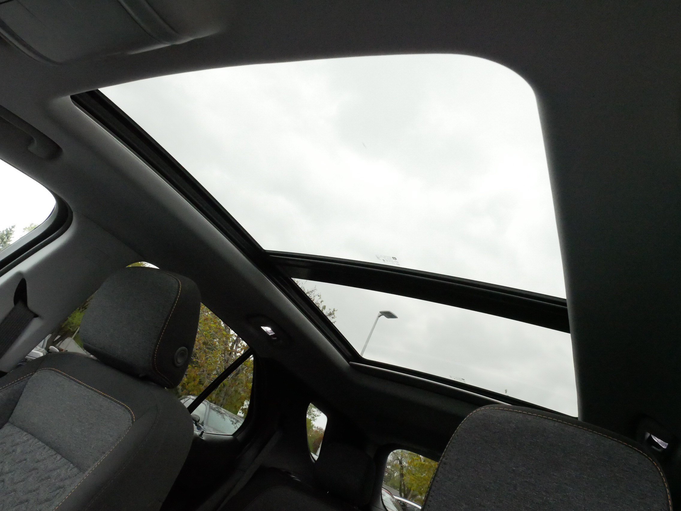 Used 2024 Chevrolet Equinox LT AWD/4WD image 31