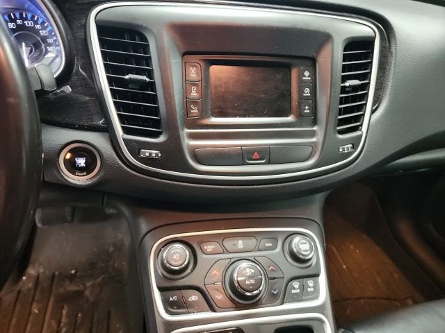 Used 2015 Chrysler 200 C image 9