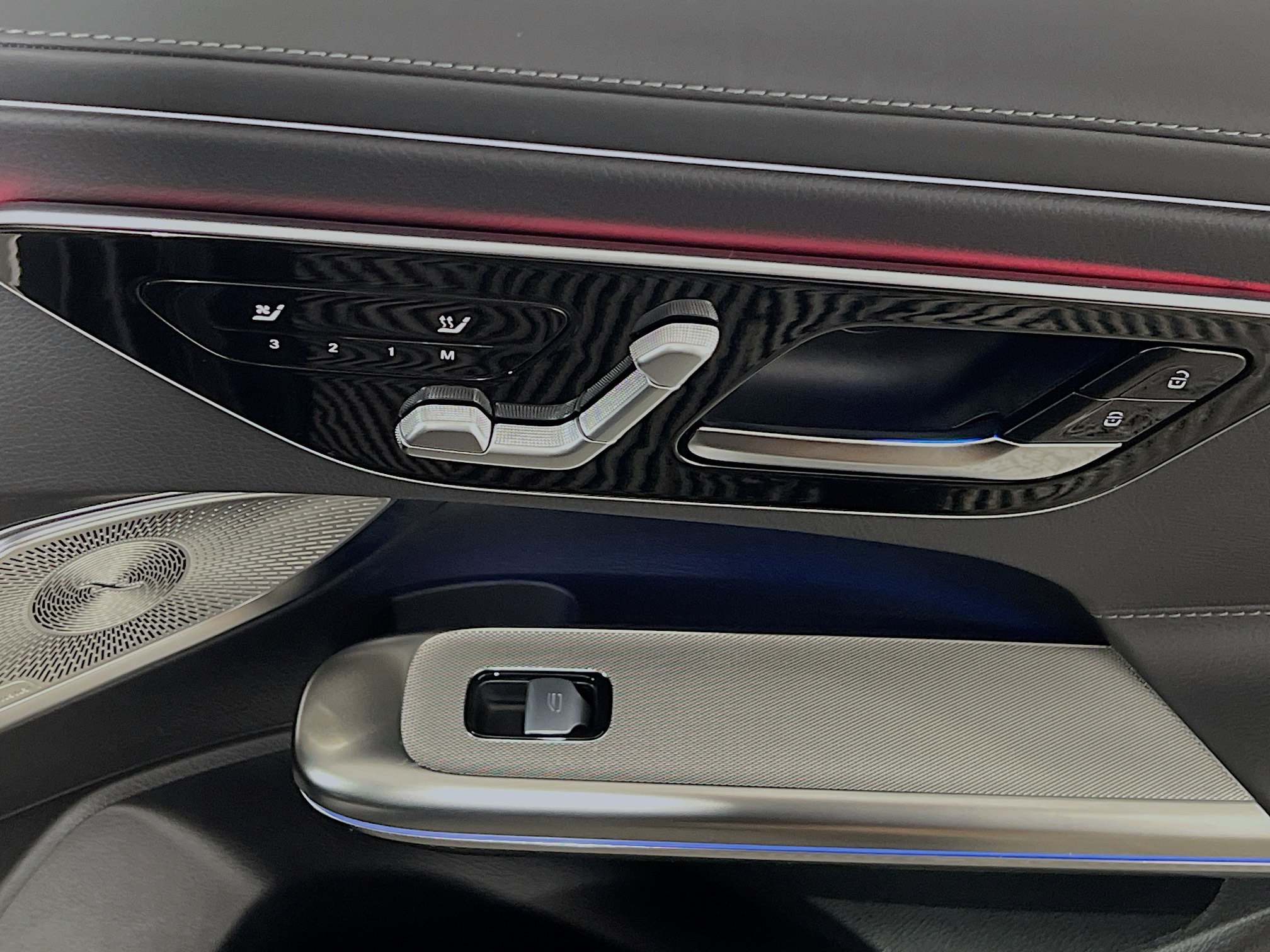 Used 2025 Mercedes-Benz CLE 300 CLE 300 image 31