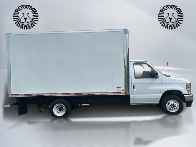 New 2027 Ford E-450 and Econoline 450 Super Duty w/ Power Equipment Group RWD image 5