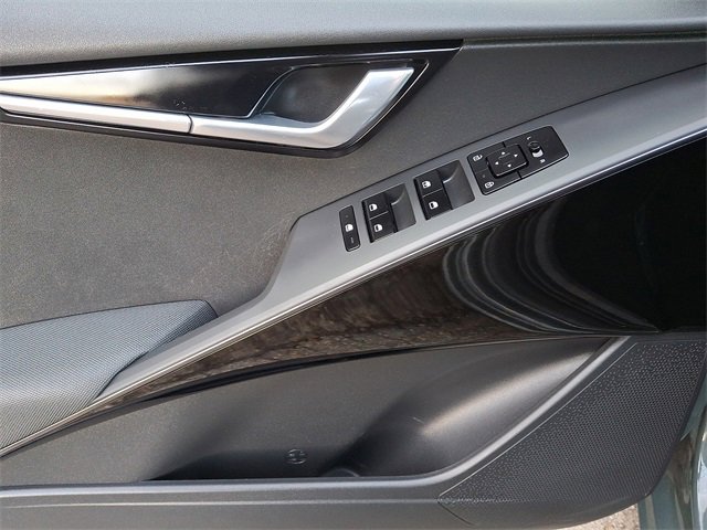 Certified 2023 Kia Niro EX image 12