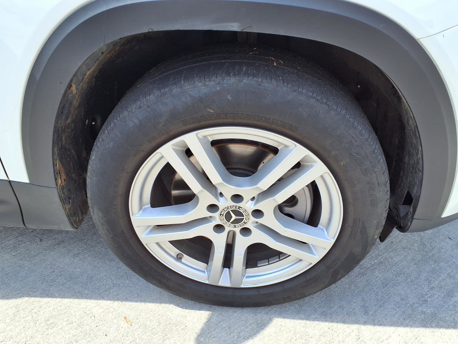 Used 2022 Mercedes-Benz GLB 250 4MATIC image 7