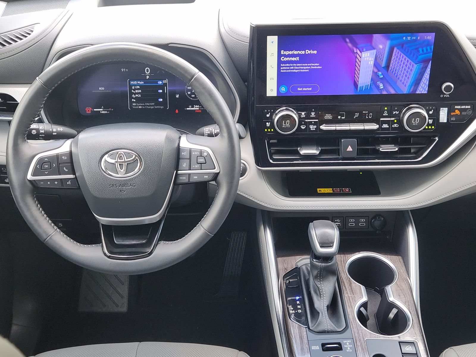 Used 2025 Toyota Highlander Platinum AWD/4WD image 30