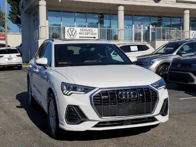 Used 2024 Audi Q3 2.0T Premium Plus AWD/4WD image 3