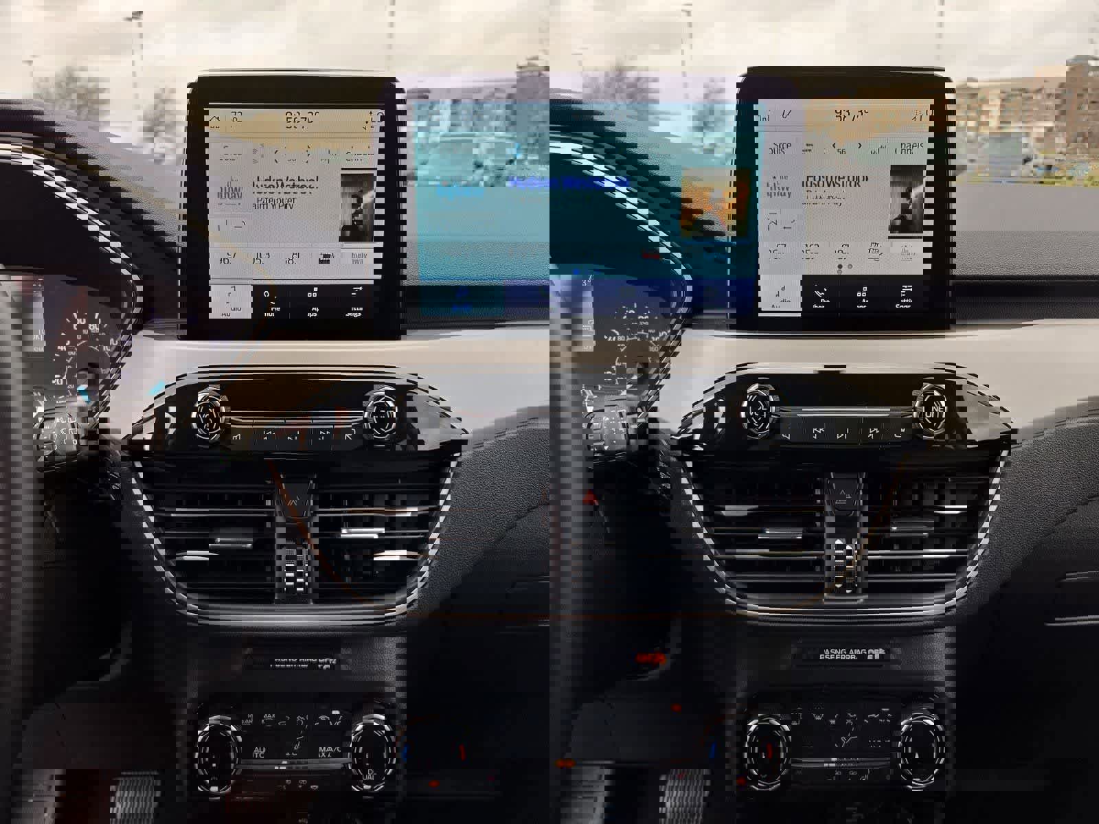 Used 2022 Ford Escape SE w/ Convenience Package image 25