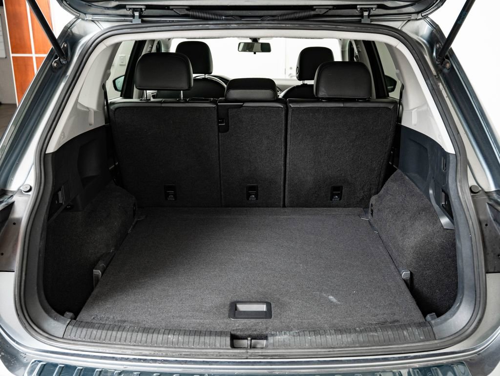 Used 2018 Volkswagen Tiguan SE AWD/4WD image 20