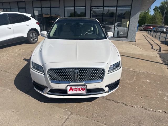Used 2017 Lincoln Continental Reserve w/ Rear-seat Package FWD image 2