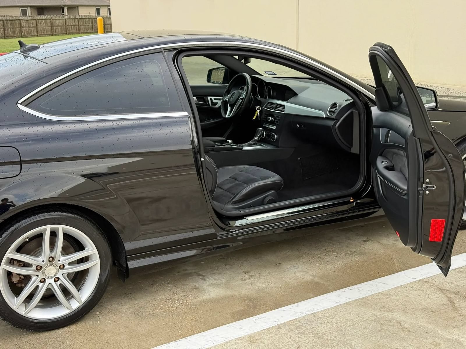 Used 2015 Mercedes-Benz C 250 Coupe image 19
