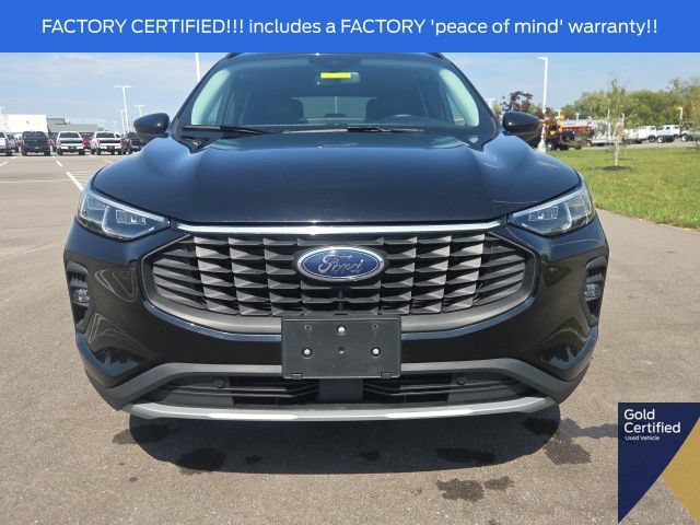 Used 2025 Ford Escape Platinum AWD/4WD image 4