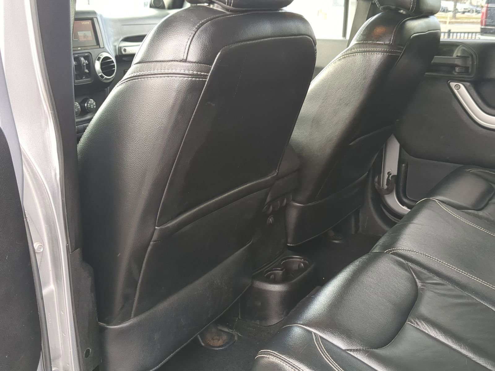 Used 2013 Jeep Wrangler Unlimited Sahara w/ Connectivity Group image 22