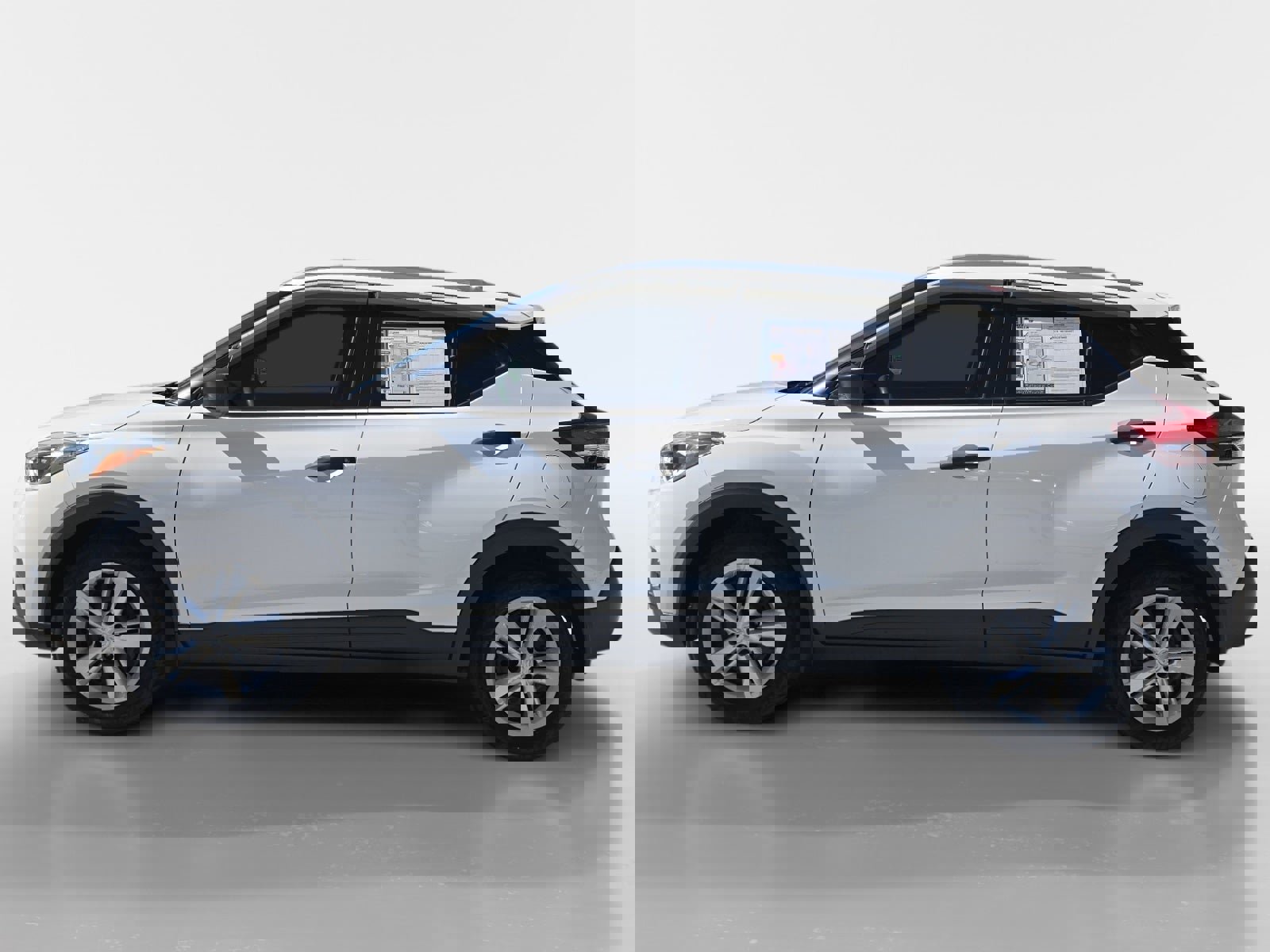 Used 2019 Nissan Kicks S image 6